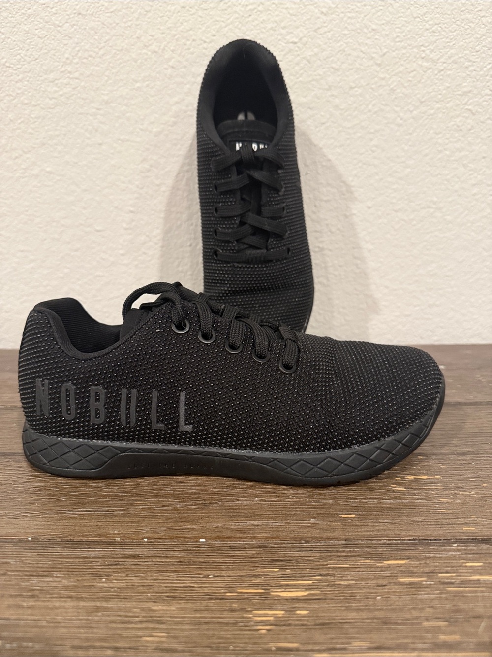 NOBULL Black Low-Profile Mesh Training Sneakers- Never worn - Picture 3 of 6